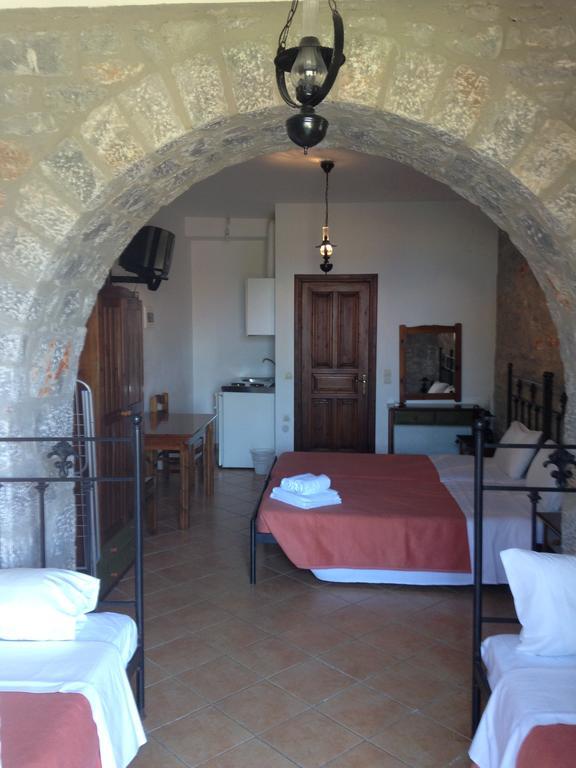Las - Giannakakoy Traditional Stone Houses Néon Oítilon Extérieur photo